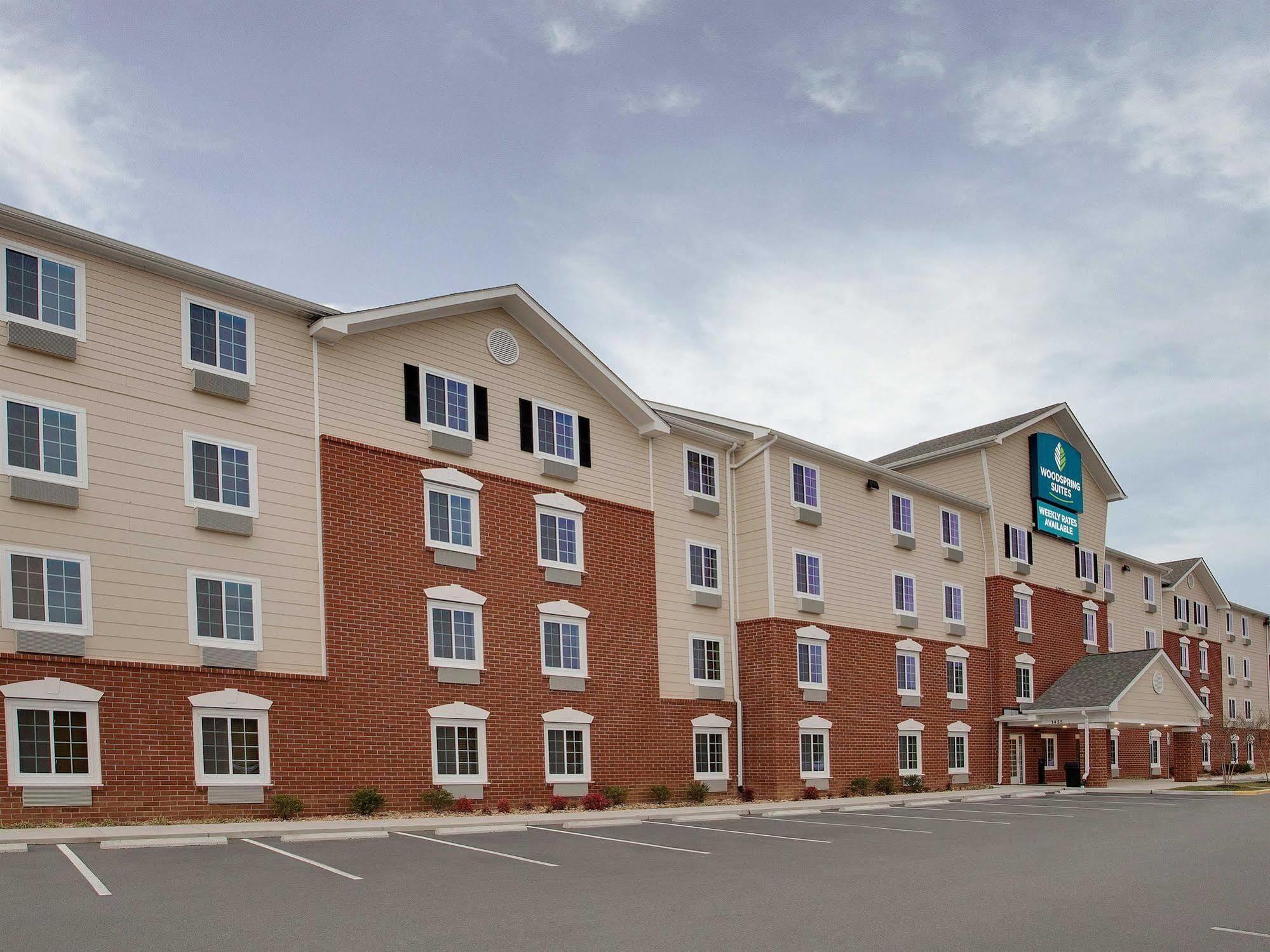 WoodSpring Suites Fredericksburg Exterior foto